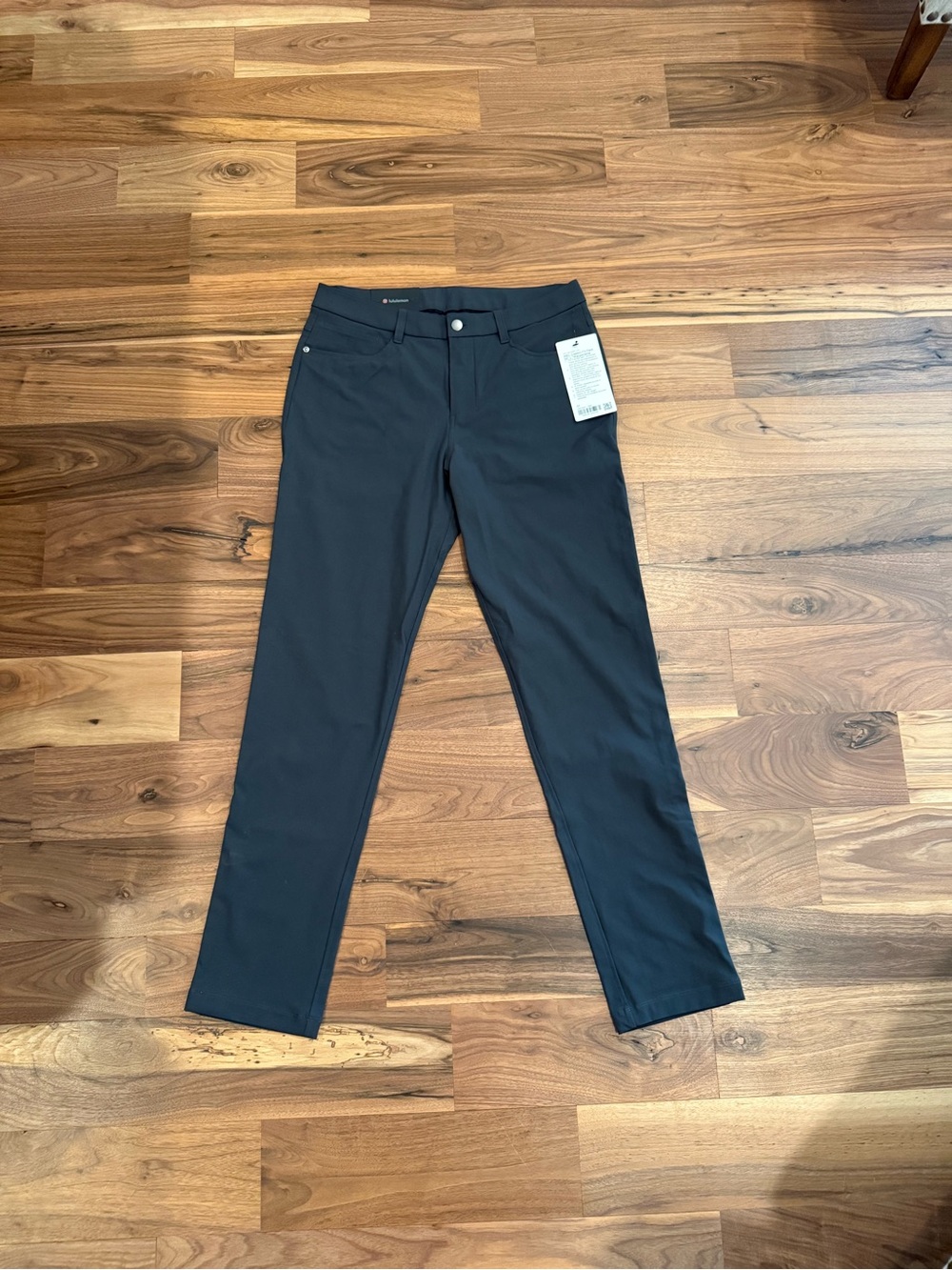 Lulu Lemon 31 x 34 abc classic fit pants. Black